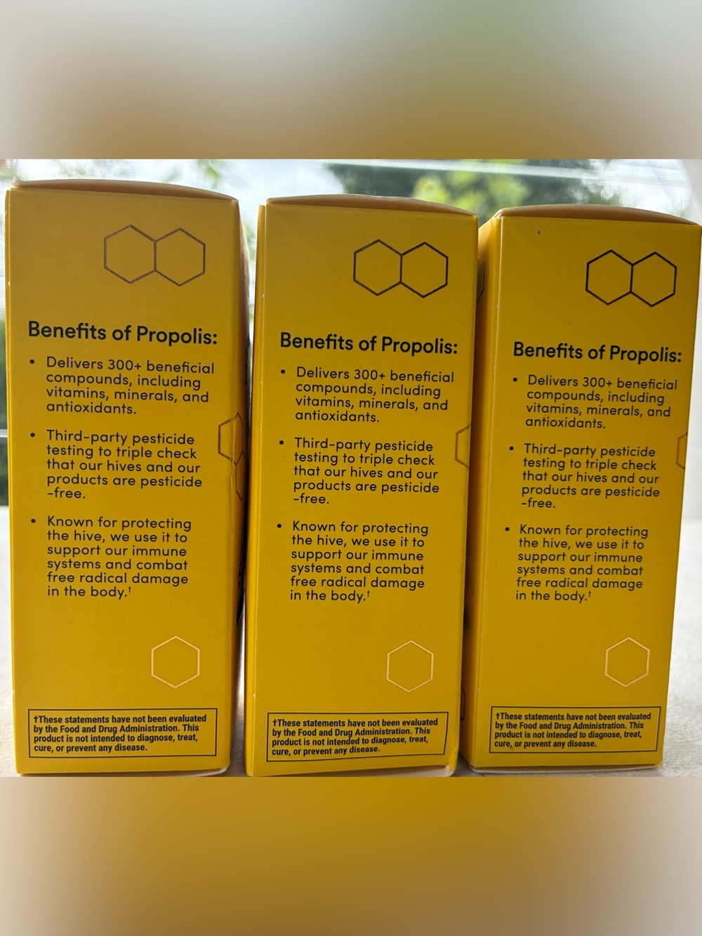 3 Beekeepers Naturals DAILY THROAT SPRAY 1.06oz Propolis Immune Support - Picture 3 of 4